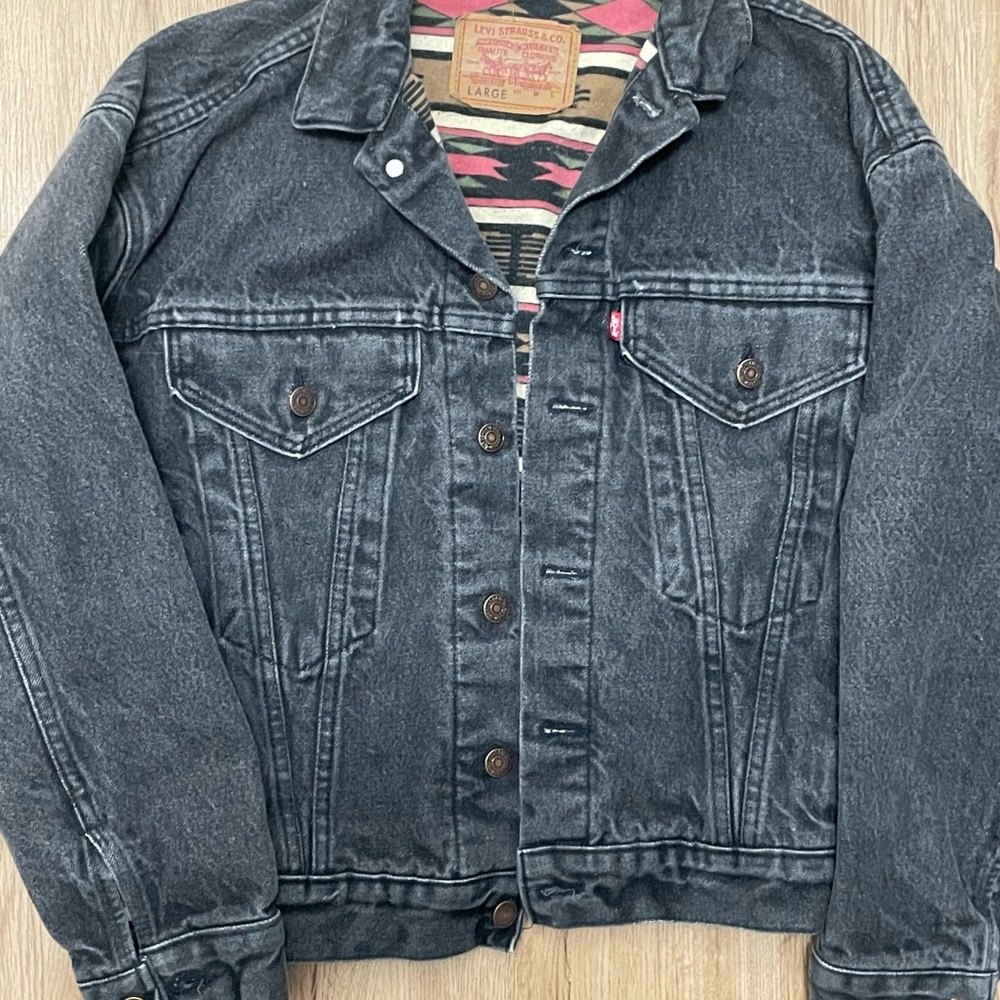 vintage aztek lined levis trucker jacket 🔥